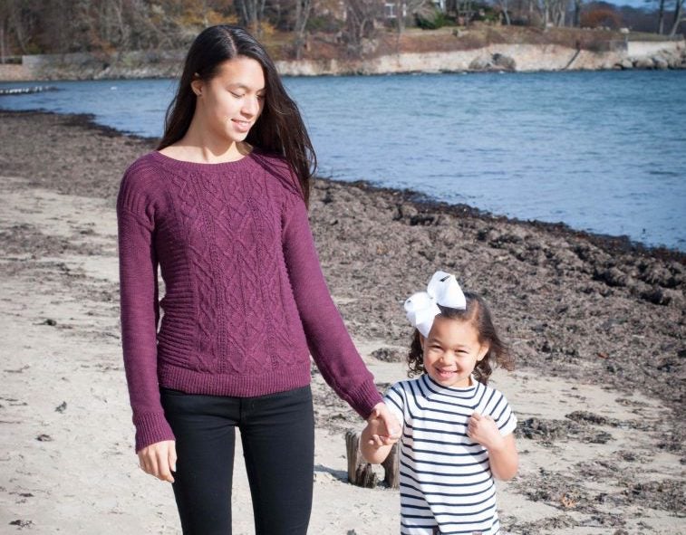 beach walk mom and daughter