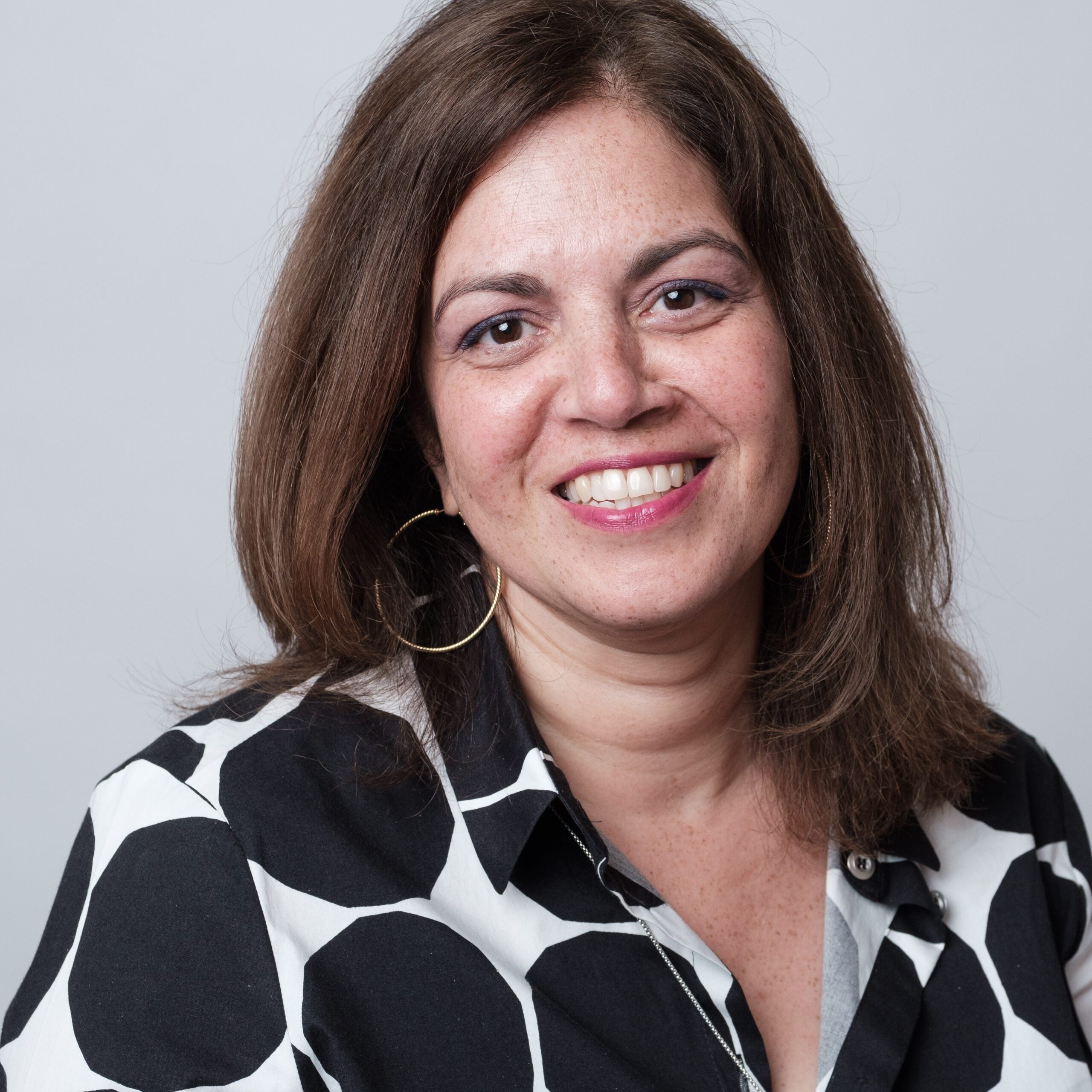 Shilpi_Niyogi_Headshot_color